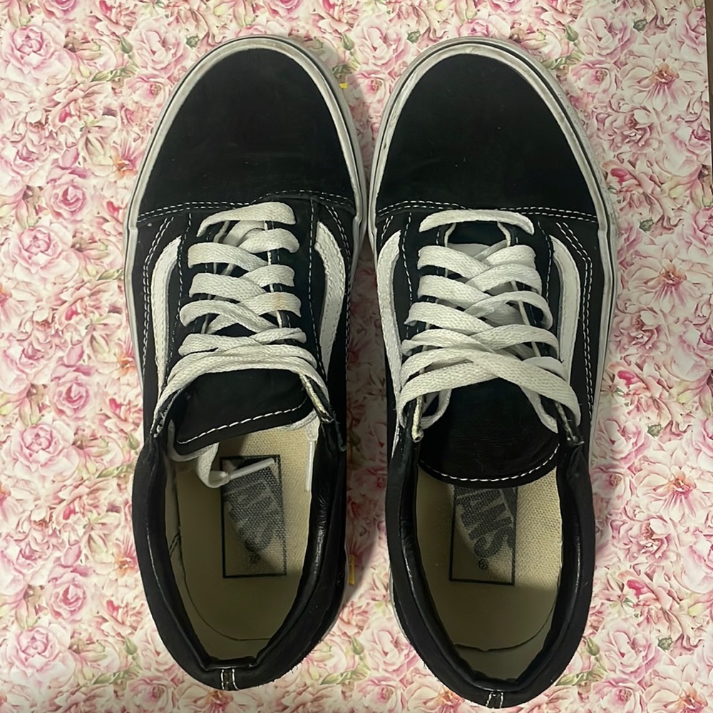 Lightly worn black vans suede and canvas